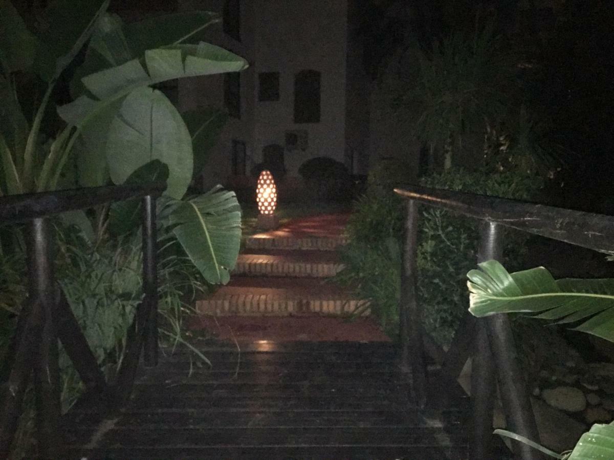 Ferienwohnung Jardines Del Puerto Marbella Exterior foto